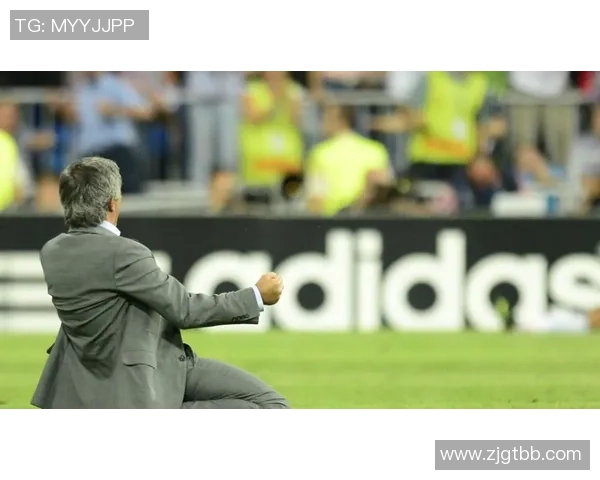 从贫困中崛起的足球巨星:他们的童年故事与奋斗历程