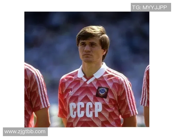 回顾2002年足球明星锦集的辉煌瞬间与经典赛事回忆